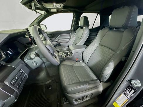 Certified 2025 Toyota 4Runner TRD Off-Road Premium w/ Tow Technology Package image 12