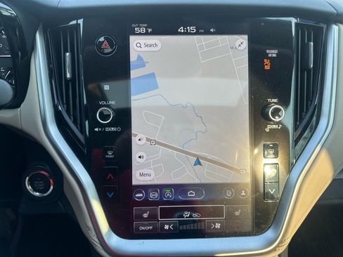 Used 2025 Subaru Outback Premium image 30