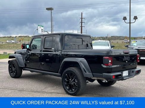 Used 2025 Jeep Gladiator Sport AWD/4WD image 3
