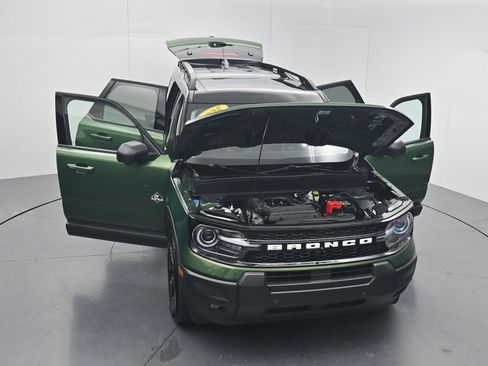 Used 2025 Ford Bronco Sport Outer Banks w/ Outer Banks Tech Package+ AWD/4WD image 56