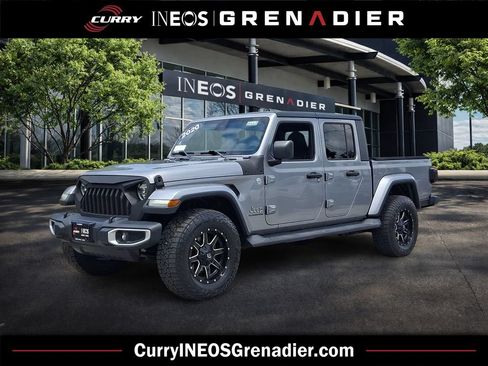 Used 2020 Jeep Gladiator Overland w/ Dual Top Group AWD/4WD image 1