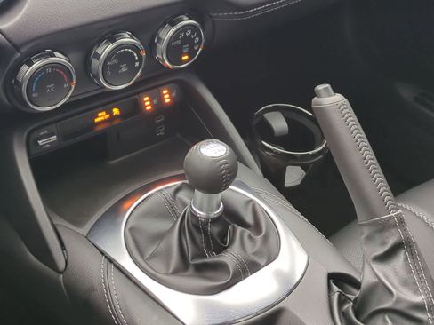 New 2026 MAZDA MX-5 Miata RF Grand Touring w/ Weather Package image 29