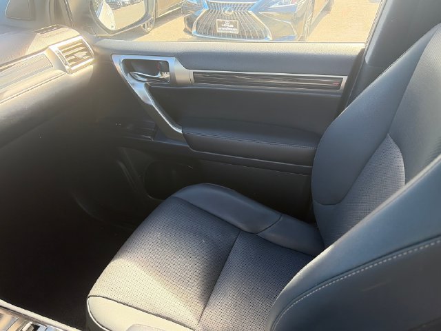 Used 2020 Lexus GX 460 Premium AWD/4WD image 16