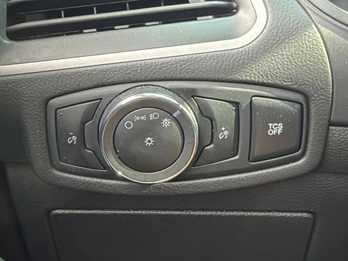 Used 2024 Ford Edge SEL AWD/4WD image 34