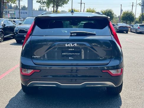 Certified 2023 Kia Niro Wind w/ Wind Preserve Package FWD image 10