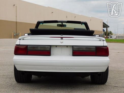 Used 1990 Ford Mustang LX RWD image 5