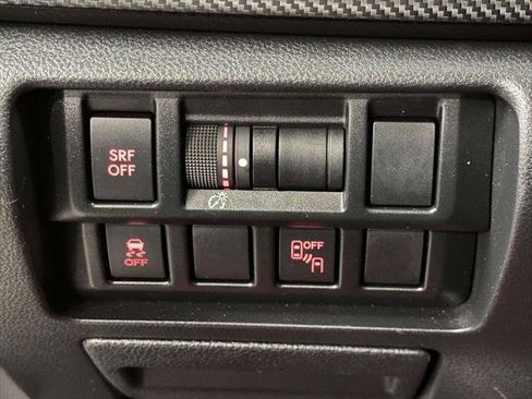 Used 2019 Subaru Crosstrek 2.0i Premium AWD/4WD image 21