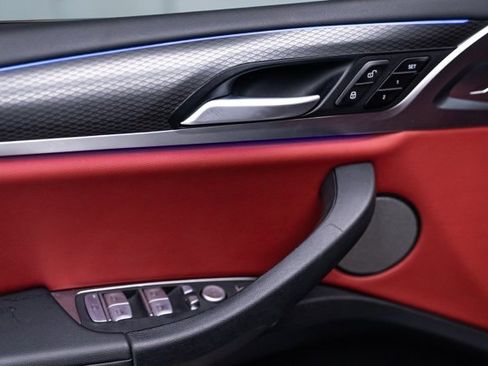 Used 2024 BMW X4 xDrive30i w/ Premium Package image 24