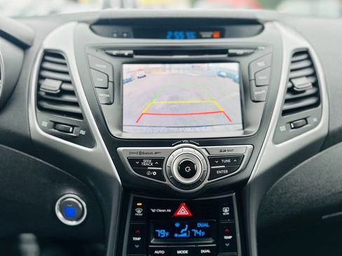 Used 2014 Hyundai Elantra Limited w/ Option Group 03 image 15