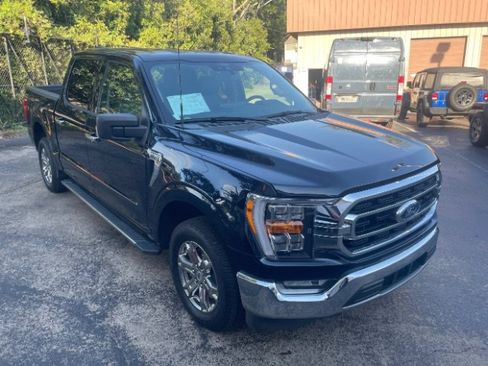Used 2021 Ford F150 XLT w/ Equipment Group 302A High RWD image 8