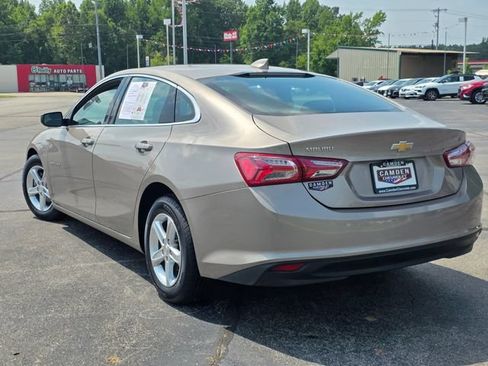 Used 2022 Chevrolet Malibu LT FWD image 3