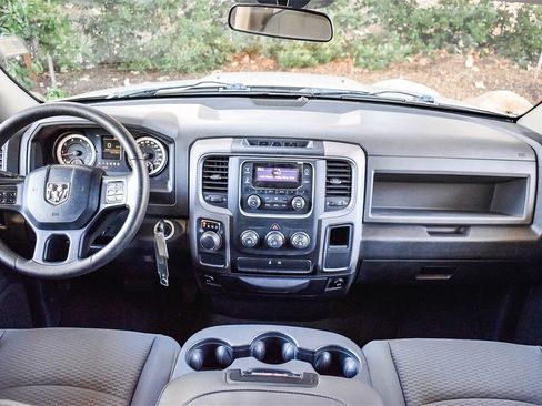 Used 2014 RAM 1500 Express image 11
