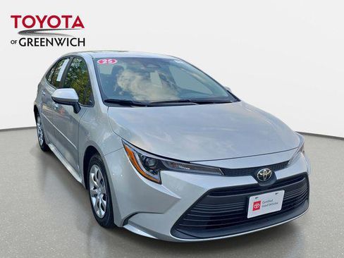Certified 2025 Toyota Corolla LE FWD image 1