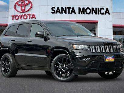 Used 2018 Jeep Grand Cherokee Altitude