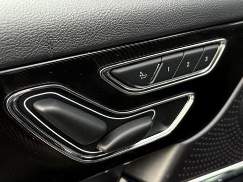 Certified 2024 Lincoln Corsair AWD w/ Equipment Group 101A image 9