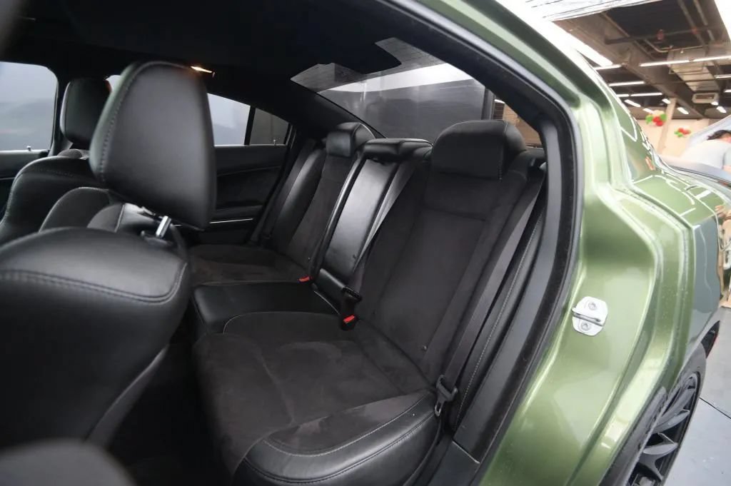 Used 2018 Dodge Charger R/T Scat Pack w/ Dynamics Package RWD image 47