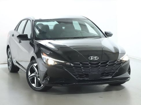 Used 2023 Hyundai Elantra SEL w/ Convenience Package FWD image 1