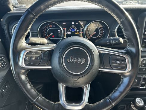 Used 2021 Jeep Gladiator Overland w/ Popular Equipment Package AWD/4WD image 26