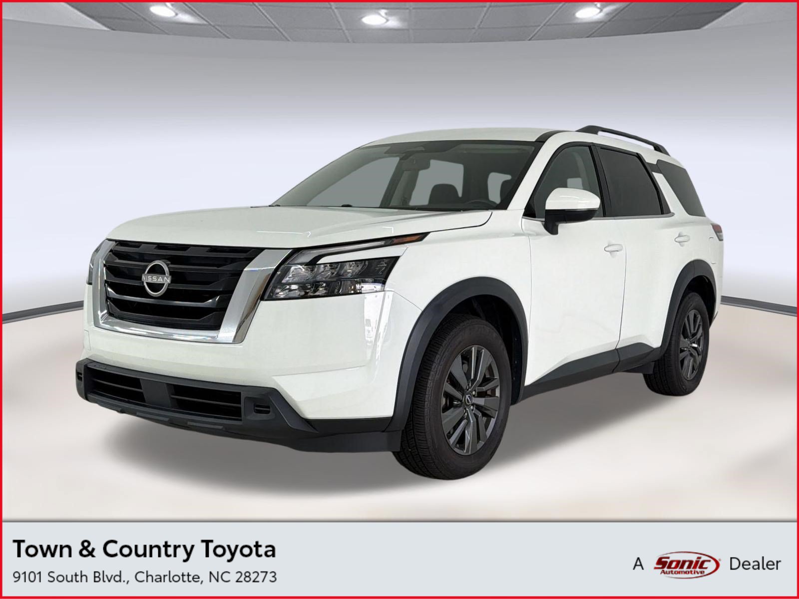Used 2023 Nissan Pathfinder SV AWD/4WD image 1