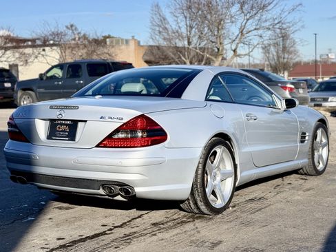 Used 2008 Mercedes-Benz SL 55 AMG w/ P1 Pkg image 8