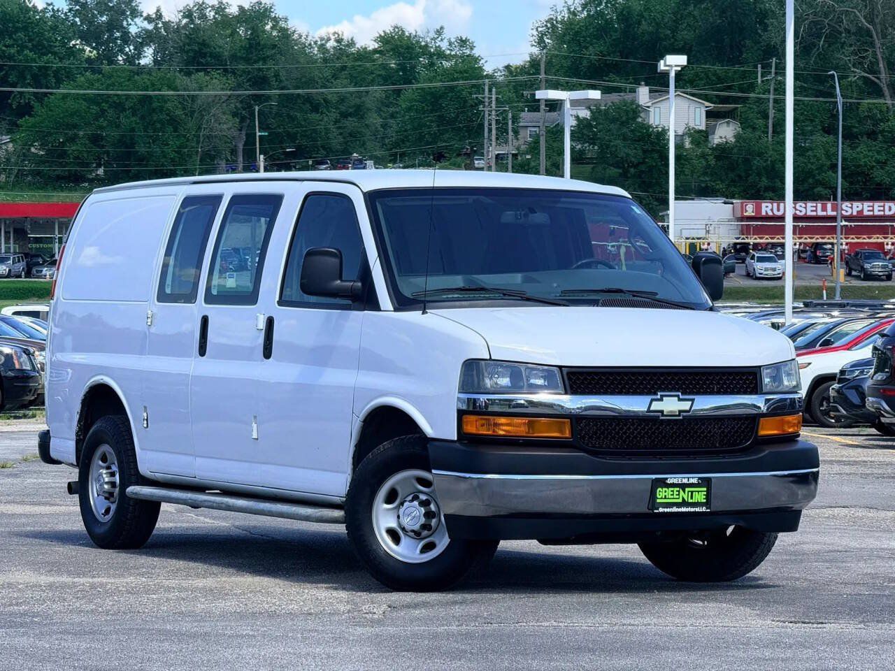 Used 2018 Chevrolet Express 2500 w/ Driver Convenience Package RWD image 1