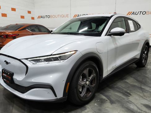 Used 2021 Ford Mustang Mach-E Select w/ Comfort/Technology Package image 15