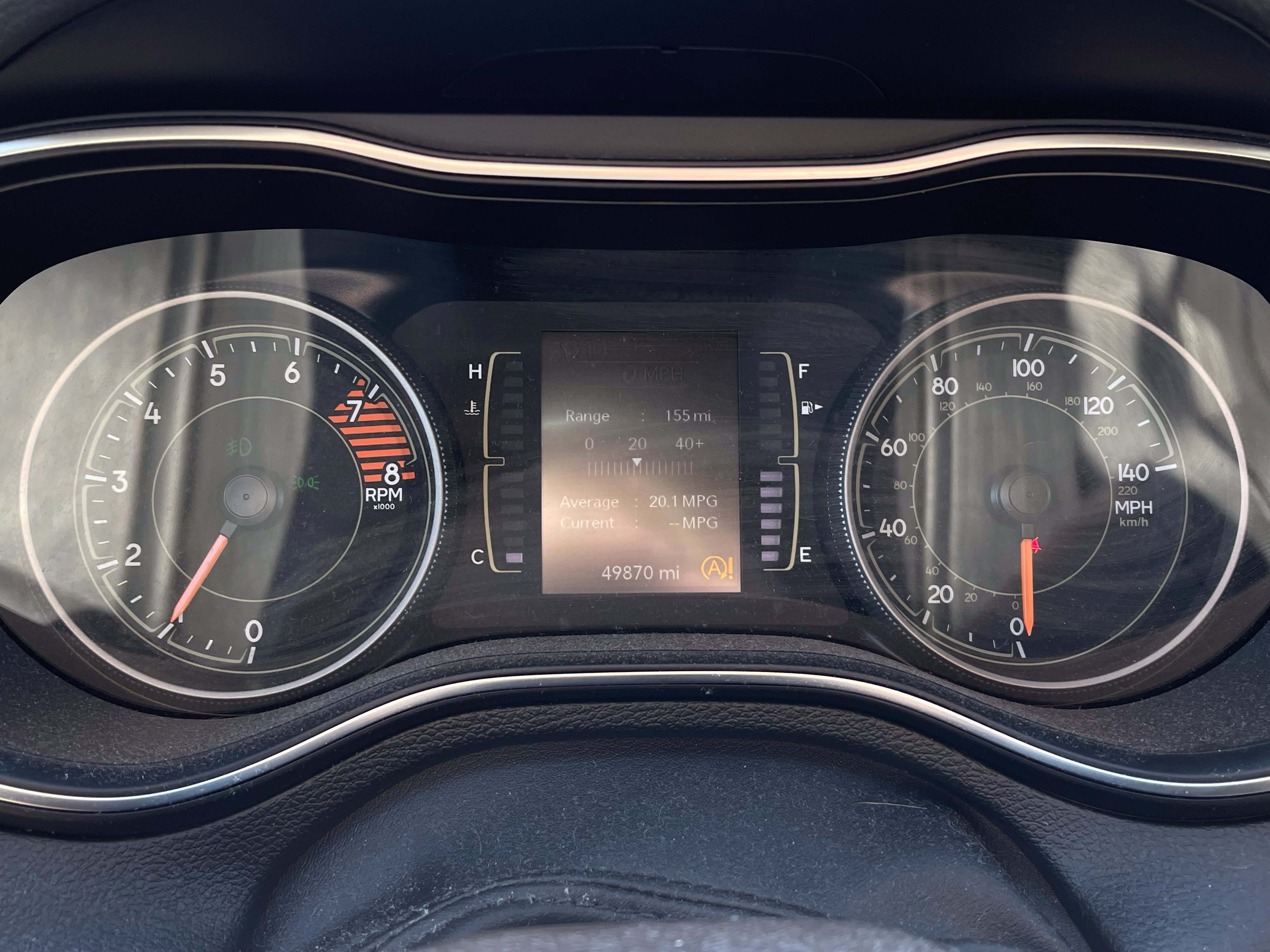 Used 2019 Jeep Cherokee Latitude w/ Cold Weather Group AWD/4WD image 10