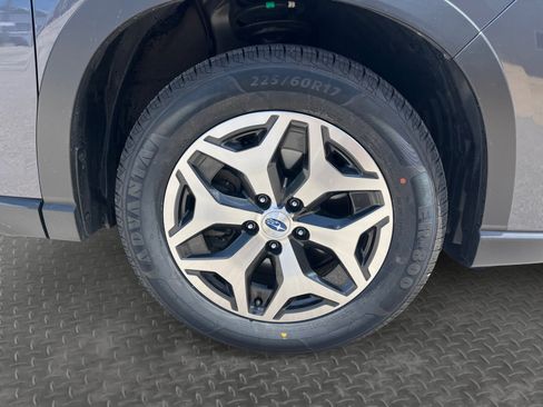 Certified 2024 Subaru Forester Premium AWD/4WD image 18