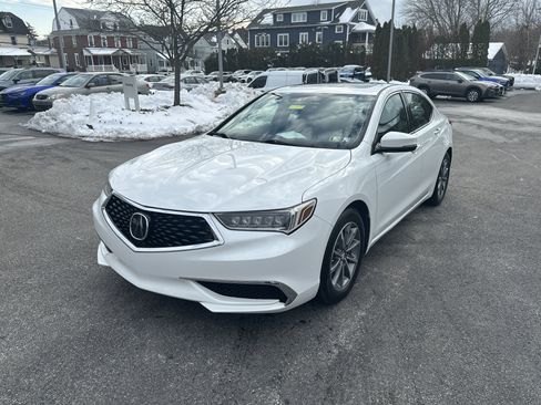Used 2018 Acura TLX w/ Technology Package image 2