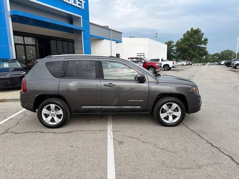 Used 2015 Jeep Compass High Altitude AWD/4WD image 5