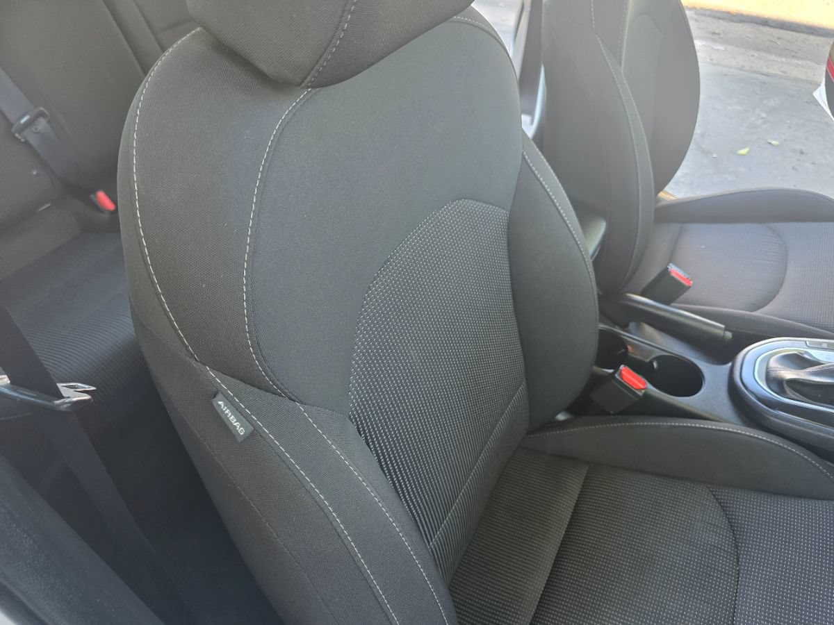 Used 2020 Kia Forte LXS FWD image 24
