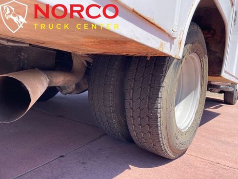 Used 2015 Chevrolet Silverado 3500 W/T w/ Snow Plow Prep Package image 9