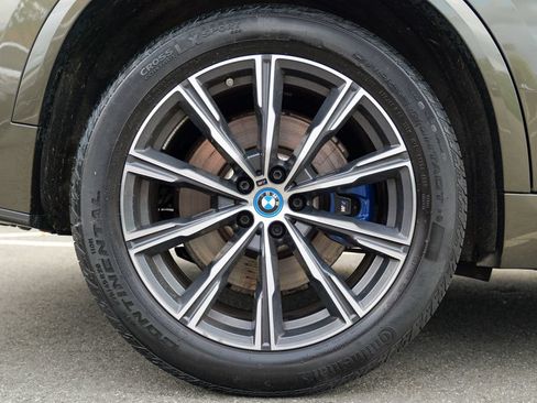 Used 2024 BMW X5 xDrive50e w/ M Sport Package AWD/4WD image 13