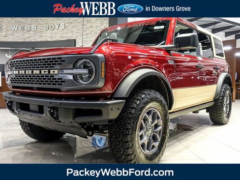 New 2025 Ford Bronco Badlands image 1