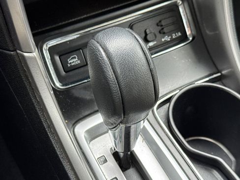 Used 2022 Subaru Ascent Premium w/ Convenience Package image 24