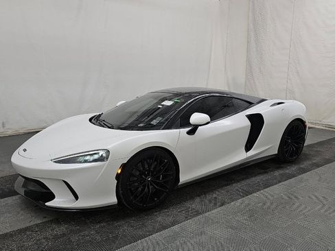 Used 2023 McLaren GT RWD image 1