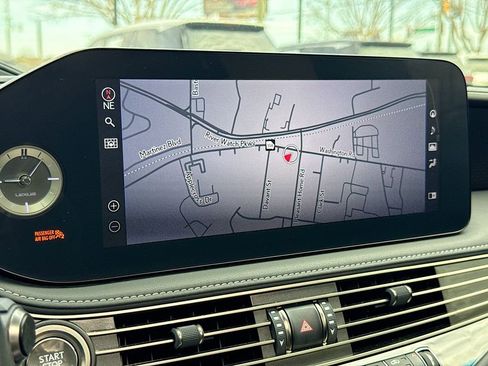 Used 2022 Lexus LS 500 w/ Interior Upgrade Package image 27