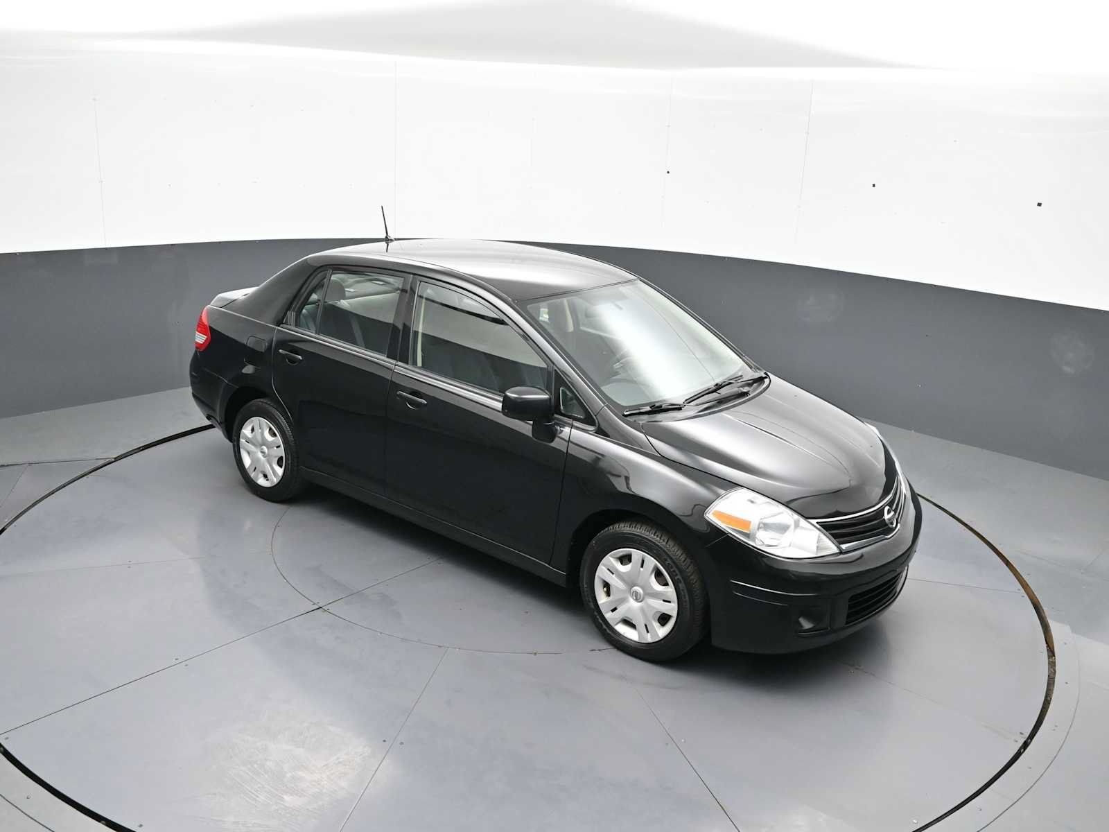 Used 2011 Nissan Versa 1.8 S FWD image 34