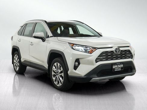 Used 2021 Toyota RAV4 Limited AWD/4WD image 7