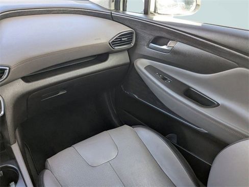 Used 2019 Hyundai Santa Fe Limited image 23