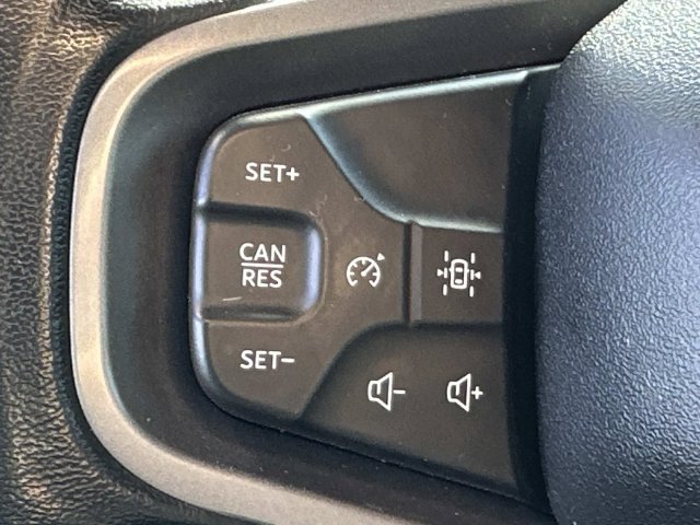 Used 2022 Ford Bronco Black Diamond AWD/4WD image 18