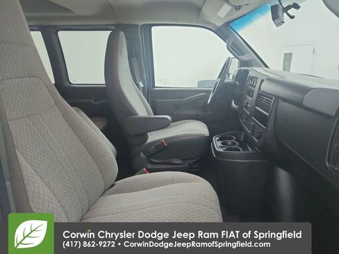 Used 2023 Chevrolet Express 3500 LS RWD image 30