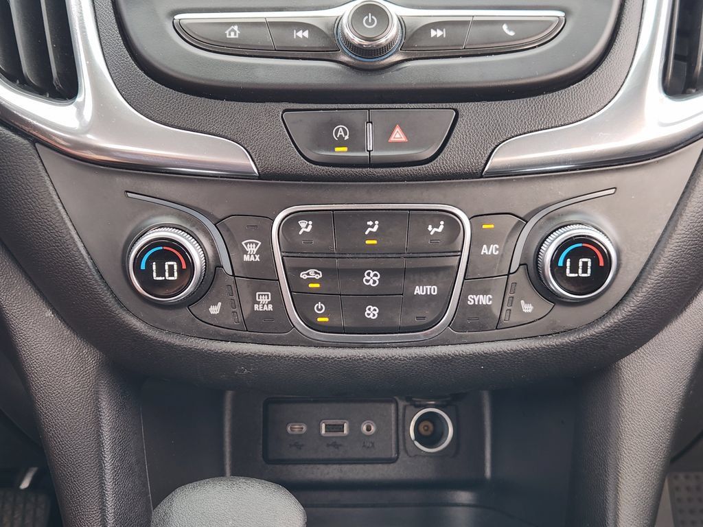 Used 2022 Chevrolet Equinox LT FWD image 14