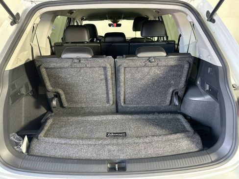 Used 2023 Volkswagen Tiguan SE FWD image 27