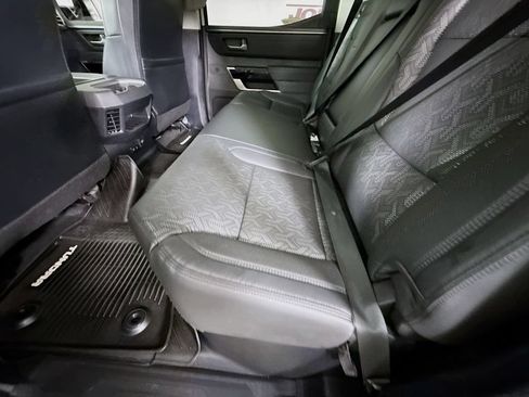 Used 2024 Toyota Tundra Limited AWD/4WD image 28
