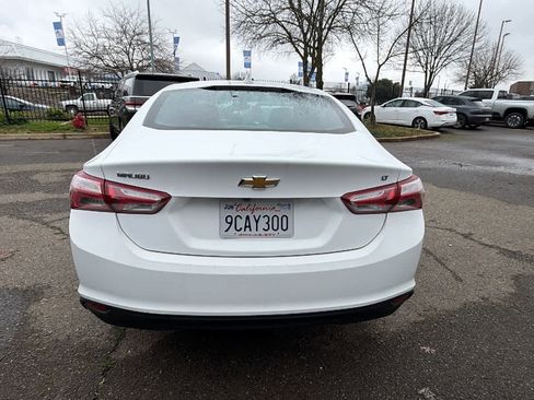 Used 2022 Chevrolet Malibu LT image 6