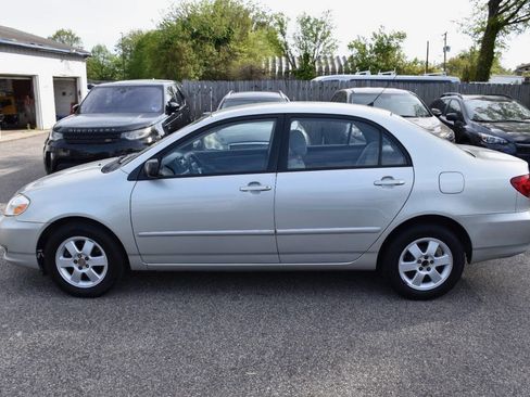 Used 2004 Toyota Corolla CE image 2