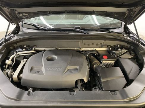 Used 2019 Volvo XC60 T6 R-Design w/ Protection Package Premier image 13