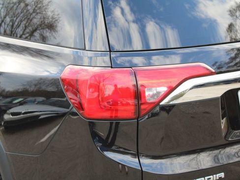 Used 2017 GMC Acadia SLT image 36