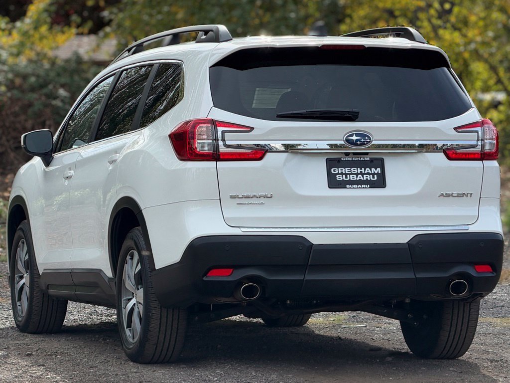 Used 2025 Subaru Ascent Premium w/ Premium Package AWD/4WD image 6